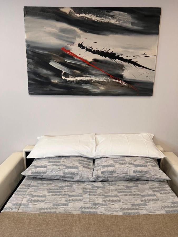 Doremi Apt Napoli Bagian luar foto