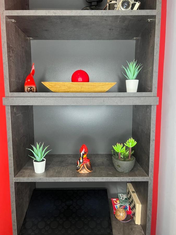 Doremi Apt Napoli Bagian luar foto